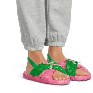 Womens Wicked Slipper By Ground UP Pink/ Green Nwt